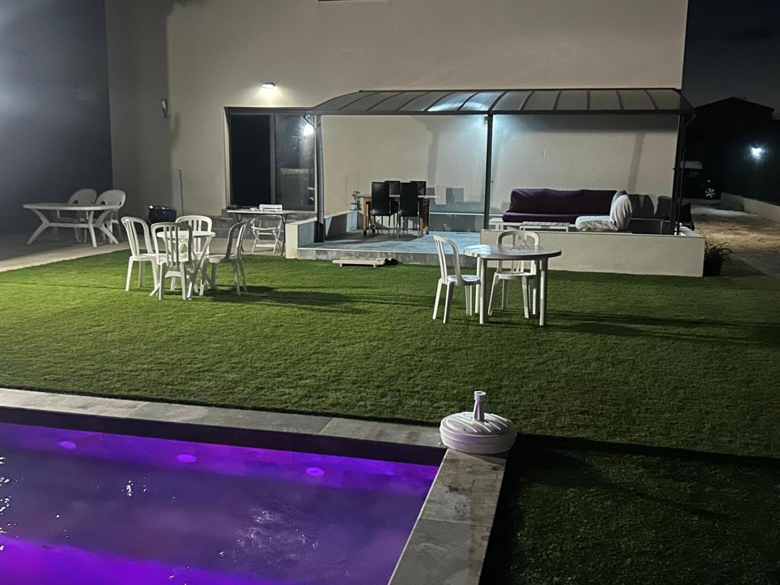 Grande Villa Avec Piscine Bompas  Екстериор снимка